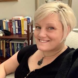 Meet your Posher, Stacy